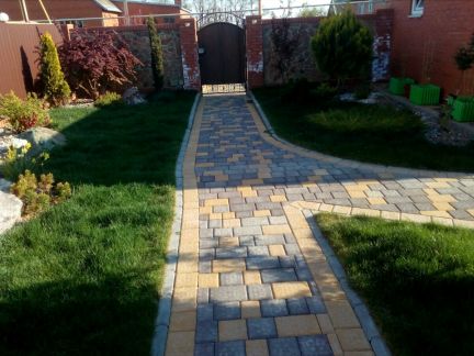 Укладка тротуарной плитки  Армавир