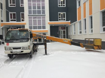 Аренда автовышки (услуги мехруки)  Армавир