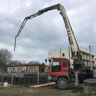 Услуги Автобетононасоса 30 метров  Армавир