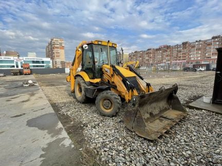 Услуги экскаватора погрузчика  Армавир