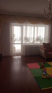 Продажа 4-комнатной квартиры, 130 м кв., 2/6 эт.  Армавир