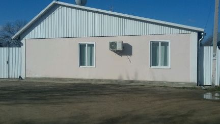 Дом 130 м кв. на участке 7 сот.  Армавир