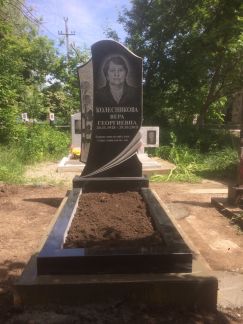 Памятники из гранита и мрамора  Армавир