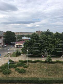 Продам 3х-комнатную квартиру, 73 м кв., 3/3 эт.  Армавир