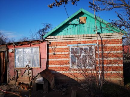 Дом 23 м кв. на участке 6.5 сот.  Армавир