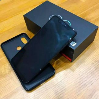 Xiaomi mi 8, 6/64gb  Армавир