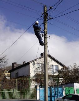 Хороший электрик выполнит электромонтажные работы  - купить на сайте объявлений Новороссийск онлайн