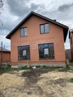 Дом 140 м кв. на участке 5 сот.  Армавир