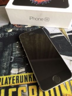 iPhone SE 32гб. рст  Армавир