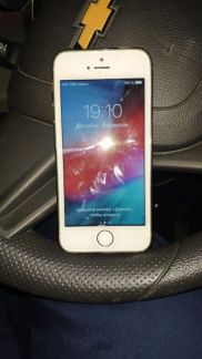 Телефон iPhone 5s  Армавир