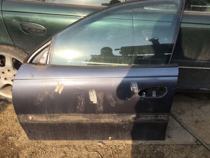 Двери передние Opel omega b дорестайлинг  Армавир