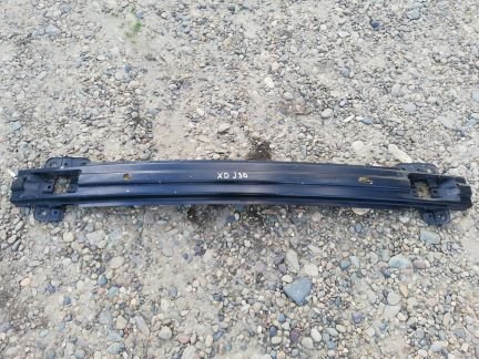 Передний усилитель бампера Хундай ай30 Hyundai i30  Армавир