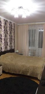 Продам 3х-комнатную квартиру, 72 м кв., 10/10 эт.  Армавир