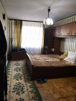 Продаю 2х комнатную квартиру, 53 м кв., 4/5 эт.  Армавир