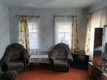 Дом 60 м кв. на участке 6 сот.  Армавир