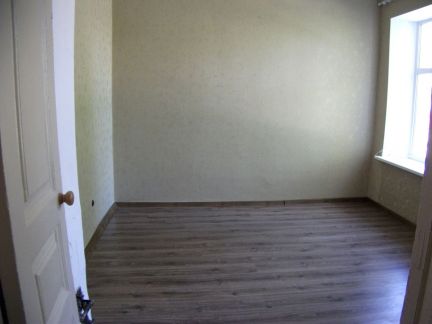 Продам 3х-комнатную квартиру, 70 м кв., 1/1 эт.  Армавир
