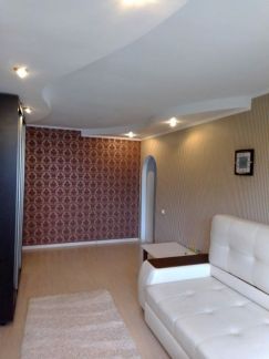 Продается 1-комнатная квартира, 30 м кв., 5/5 эт.  Армавир