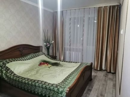 Продаю 2х комнатную квартиру, 52 м кв., 5/9 эт.  Армавир