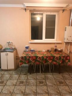 Дом 80 м кв. на участке 6 сот.  Армавир