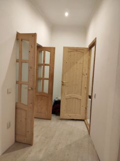 Продаю 2х комнатную квартиру, 45 м кв., 1/1 эт.  Армавир
