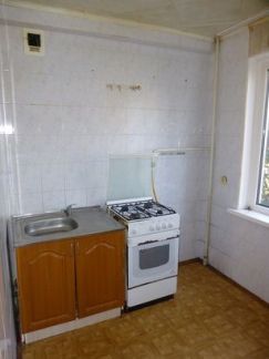 Продаю 2х комнатную квартиру, 52 м кв., 4/5 эт.  Армавир