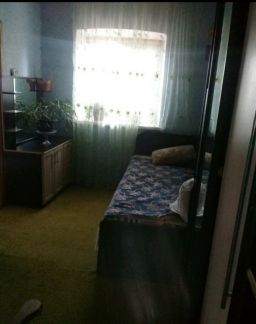 Продам 3х-комнатную квартиру, 70 м кв., 1/2 эт.  Армавир